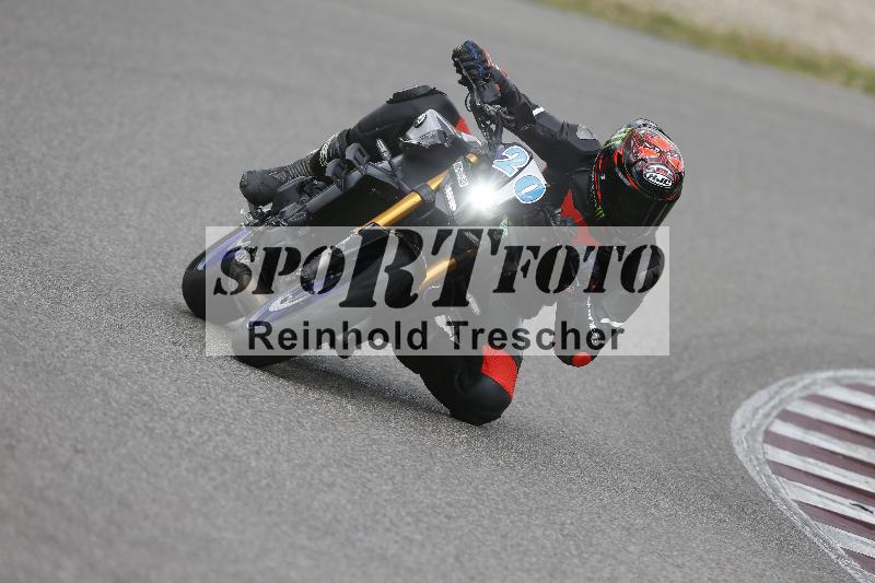 /09 19.04.2026  Caremotion get faster ADR/Gruppe gruen/20